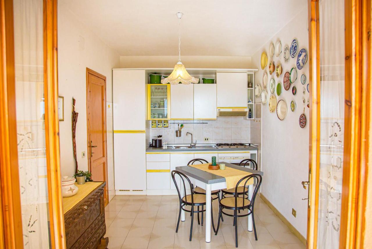 Casa Ariel Per 4, A Pochi Passi Dalla Spiaggia Iun R0963 Cala Gonone Exterior photo
